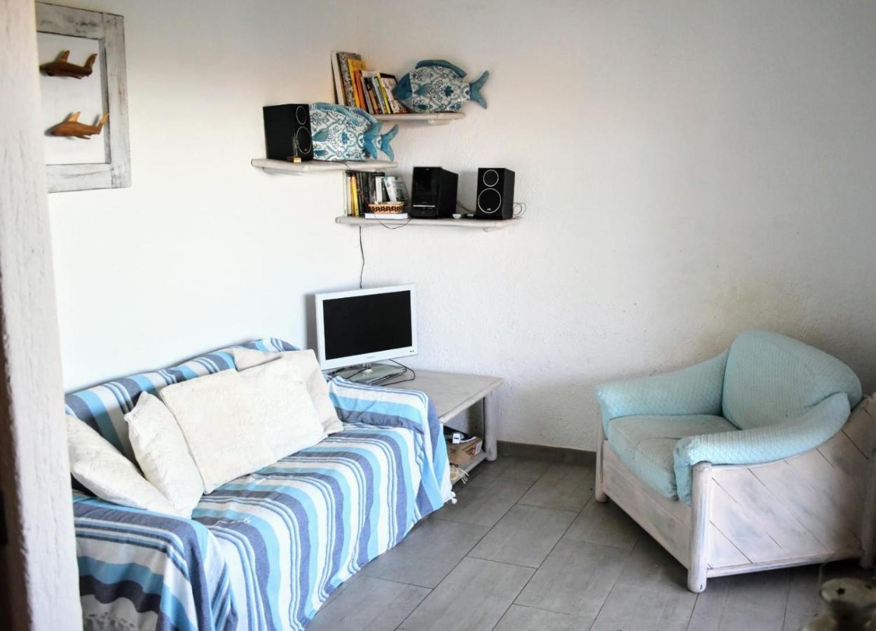 Iss Travel, Sea View Apartment Il Corbezzolo - Ground Floor With Air-Condition Сан-Теодоро Экстерьер фото